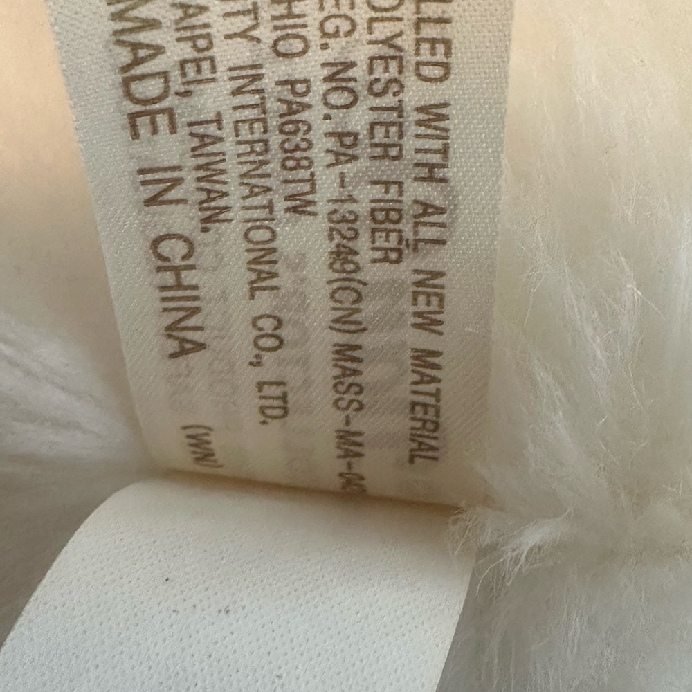 DanDee White Teddy Bear Sweetheart Plush 2008 Valentine’s Day 21” - Picture 7 of 12